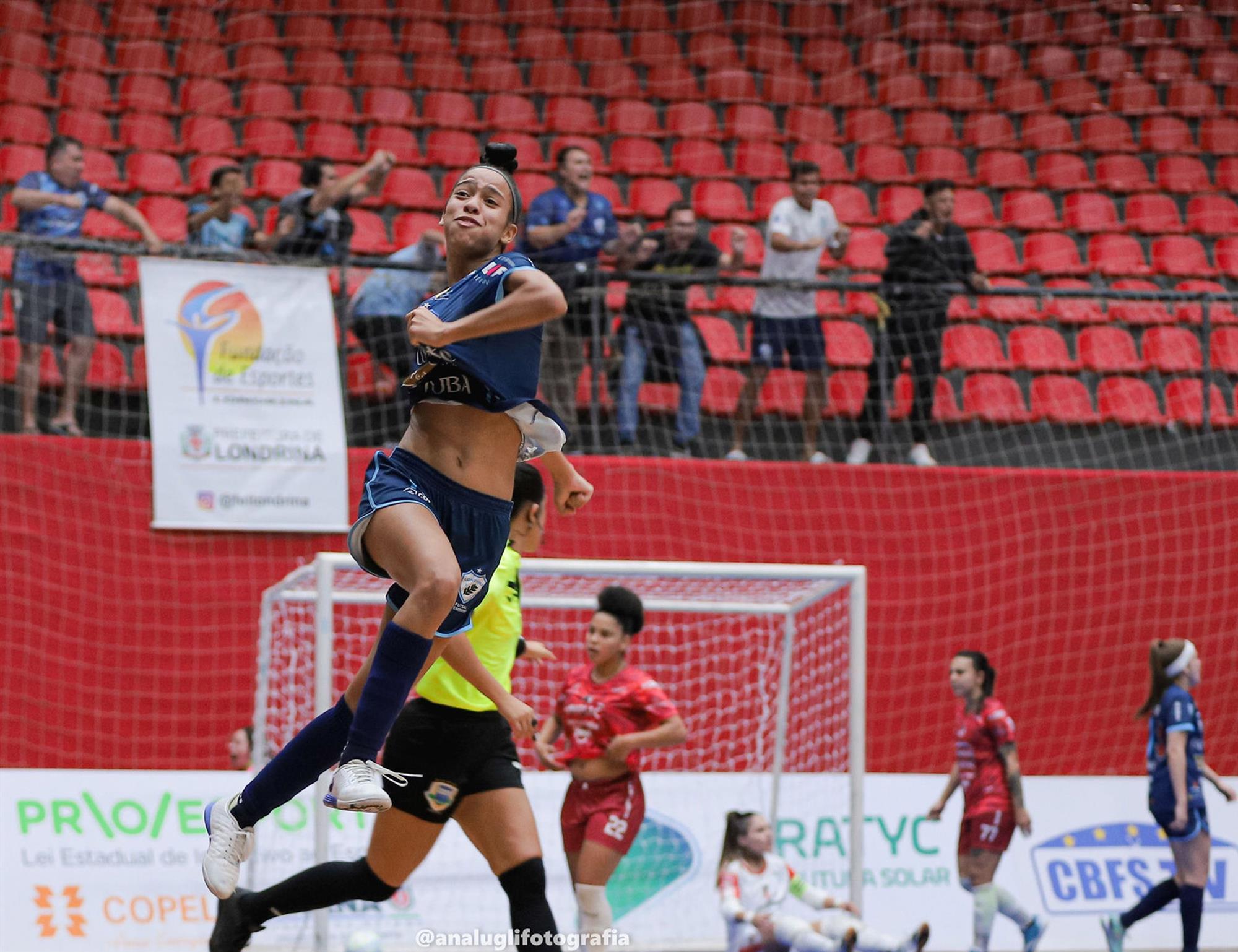 Em jogo equilibrado, Londrina vence Leoas da Serra e garante o 1º lugar